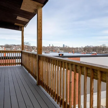 90 - 4Br Dorchester - Sleek Apt Near Marina Bay Boston Exterior photo