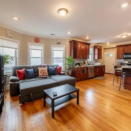 90 - 4Br Dorchester - Sleek Apt Near Marina Bay Boston Exterior photo