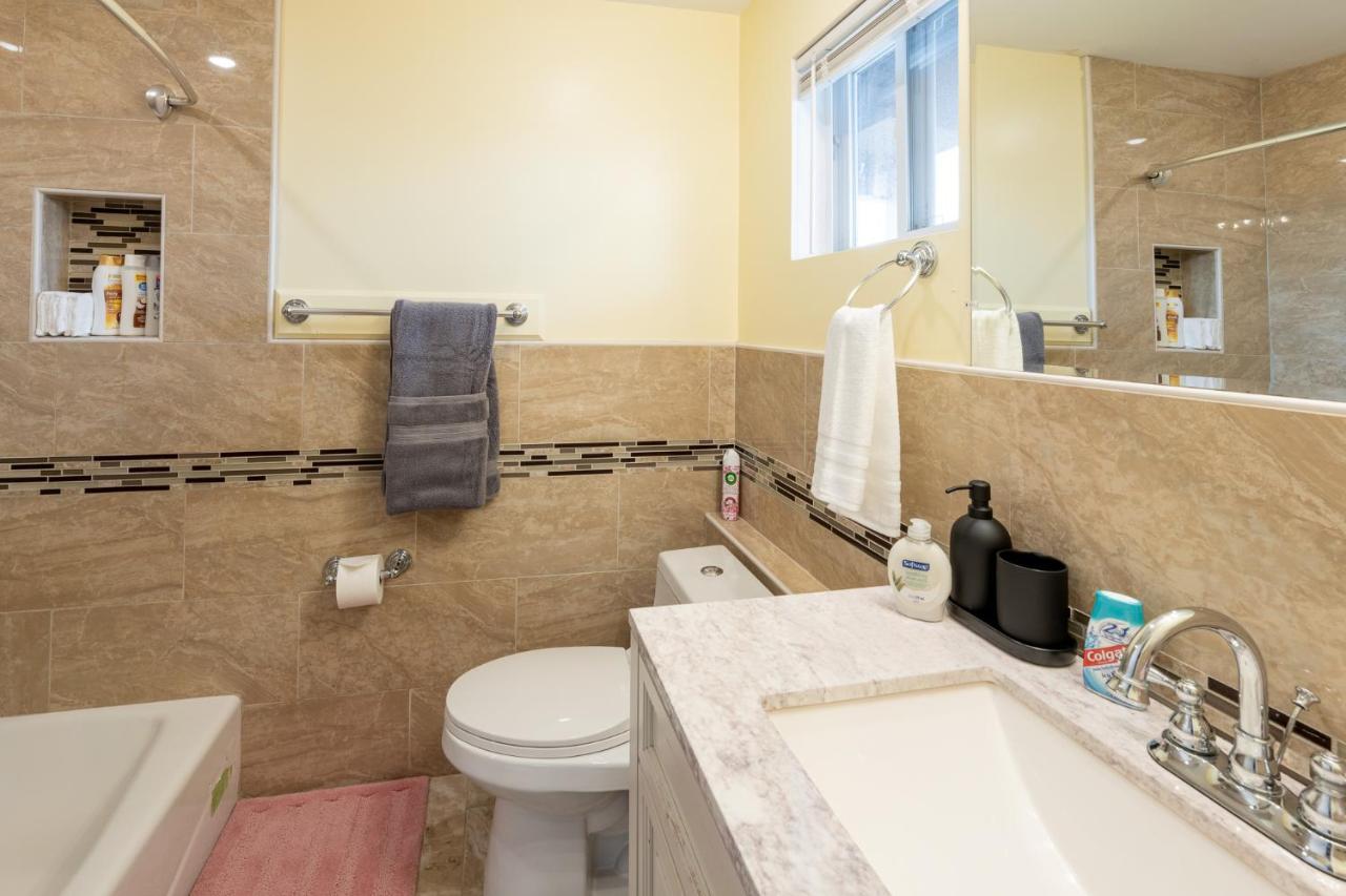 Apartment 90 - 4Br Dorchester - Sleek Apt Near Marina Bay